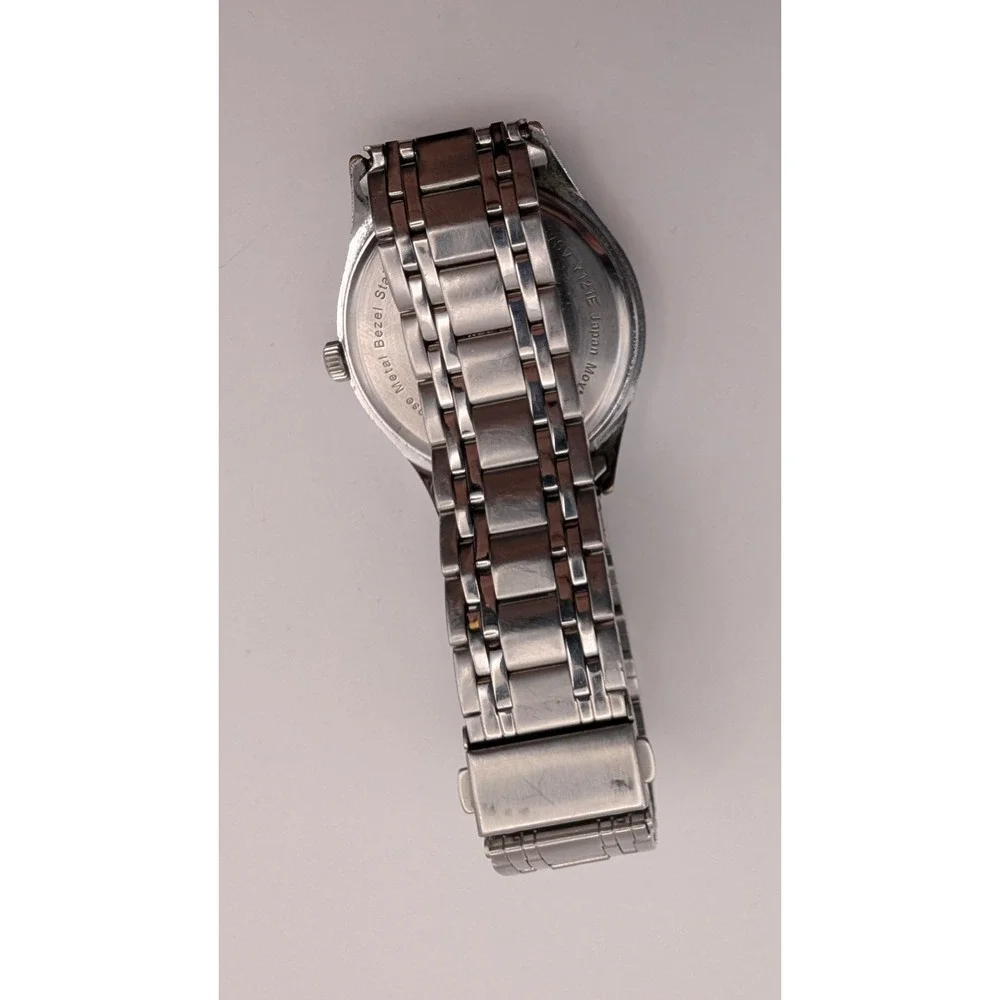 Armitron Quartz Watch 20/5077SV Men 50m Silver Analog‎ New Battery 6.75